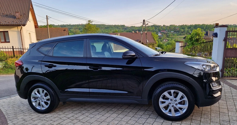 Hyundai Tucson cena 89700 przebieg: 35000, rok produkcji 2019 z Zabrze małe 781